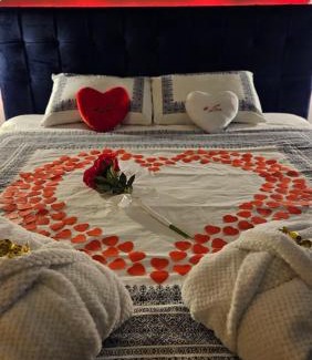 Tournai Bed & Breakfast | Relaxing L Escale Spa Privatif with Hot Tub & Child-Friendly Amenities