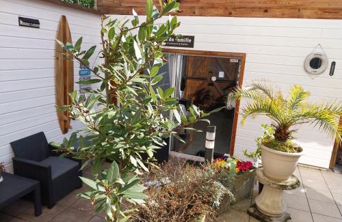 Vichy House | Pet-Friendly L'Escale VICHY with Oceanfront Views