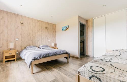 Plantades Apartment | Family-Friendly Retreat at L'Escapade à la Banut - 4 Stars