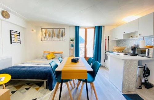 Laon Apartment | Kid-Friendly Retreat at L'ESCAPADE - Guest Rated 8.4/10
