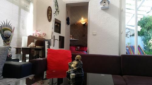 Le Taillan-Medoc House | Family-Friendly Stay at 在鲍里斯 Siméon with Breakfast