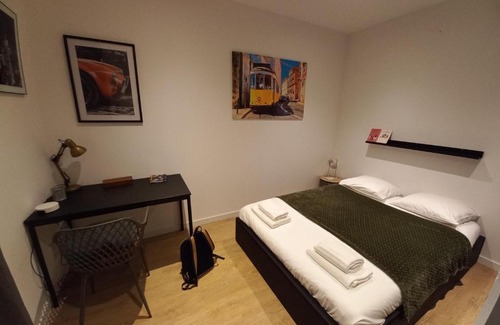 Centre Erlon Apartment | Top-Rated L'escapade Rémoise with Family and Pet Amenities