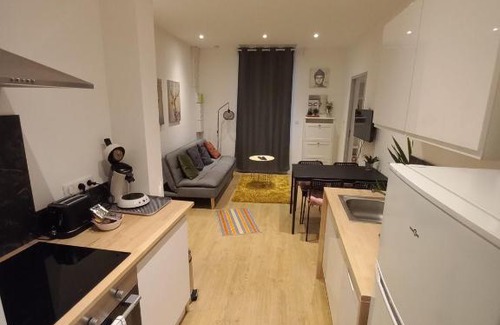 Centre Erlon Apartment | Top-Rated L'escapade Rémoise with Family and Pet Amenities