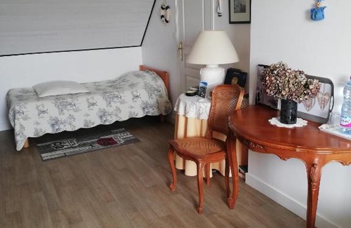 Landaul Bed & Breakfast | Tranquil Escape at L'Espace paisible - Rated 9/10