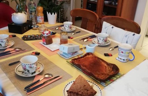 Landaul Bed & Breakfast | Tranquil Escape at L'Espace paisible - Rated 9/10