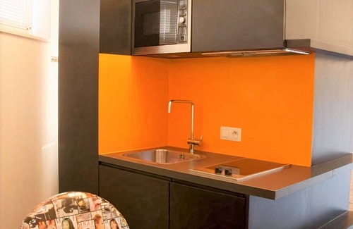 Bernister Hotel | Experience L'Esprit Sain: Family-Friendly Dining & Comfort