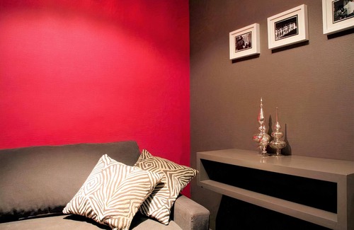 Bernister Hotel | Experience L'Esprit Sain: Family-Friendly Dining & Comfort