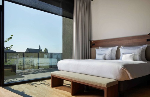 Colmar Centre Ville Hotel | Indulge at L'Esquisse Hotel & Spa Colmar - Guest Rated 9.8