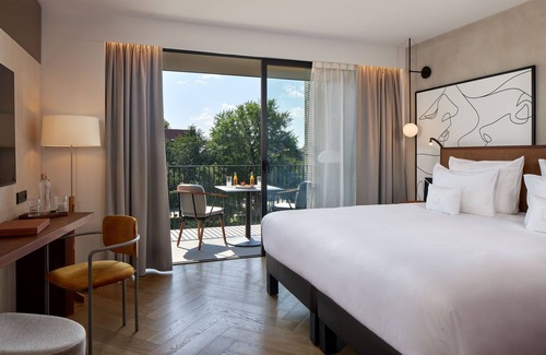 Colmar Centre Ville Hotel | Indulge at L'Esquisse Hotel & Spa Colmar - Guest Rated 9.8