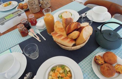 Pardies-Pietat Bed & Breakfast | Top-Rated L'Estancat: Family-Friendly with Delicious Dining