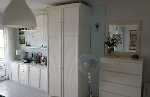 Els Griells House | Oceanfront Studio in L'Estartit with Amazing Amenities