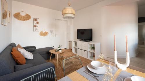 Saint - Michel Apartment | Convenient L'estival Champêtre - Metro & Tram Nearby