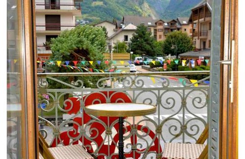 La Chambre Hotel | Pet-Friendly Retreat at L'ETERLOU with Great Amenities