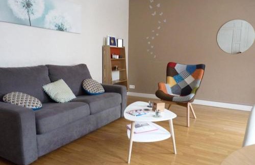 Chablis Apartment | Discover L'eutopia in Chablis: Free Parking & Pet Friendly