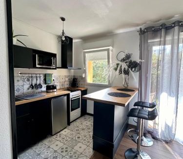 Langres Apartment | Relax at L'Evasion verte - Pet Friendly with Parking Access