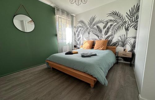 Langres Apartment | Relax at L'Evasion verte - Pet Friendly with Parking Access