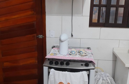 Jabaquara House | Experience L. Gael Beach House: A Family-Friendly Retreat
