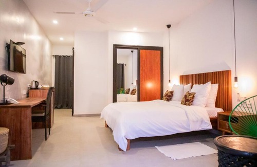 Ouagadougou Hotel | Experience Elegance at L'Hédone with a 9.1 Rating