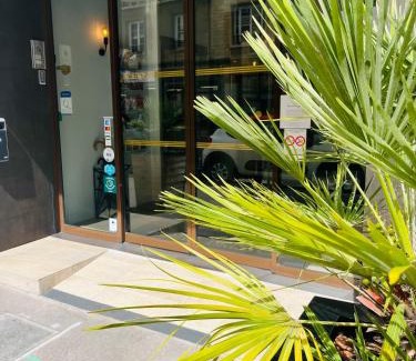 Caen City Centre Hotel | Discover L'Hôtel Bristol: Pet-Friendly with Breakfast Included