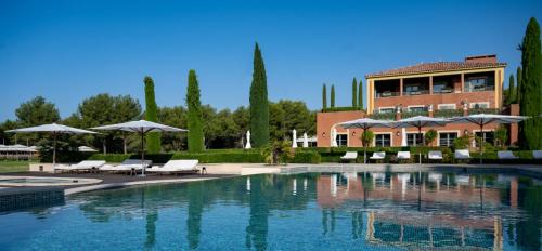 Le Castellet Hotel | Experience L'Hôtel & Spa du Castellet: 5-Star Oceanfront Retreat