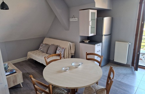 Thonon-les-Bains Apartment | Discover L'haumana: Family-Friendly with Pool & Lake Views