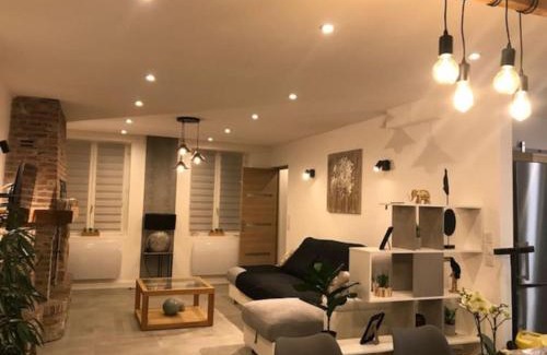 Avelin Villa | Relax at L Havre de Paix - Pet and Child Friendly Retreat