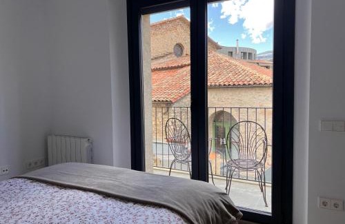 Camprodon Apartment | Discover L’herbera de Can Francó: Family-Friendly Retreat