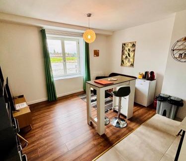 Gien Apartment | Family-Friendly L'Herboriste - Comfortable Furnished Apartments