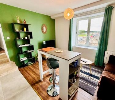 Gien Apartment | Family-Friendly L'Herboriste - Comfortable Furnished Apartments