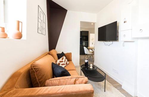 Segre Apartment | Elegant L'hermès: Pet Friendly Retreat for Families
