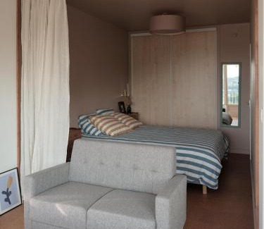 Royat Apartment | Tranquil Stay at L'heure Bleue - Child Friendly Escape