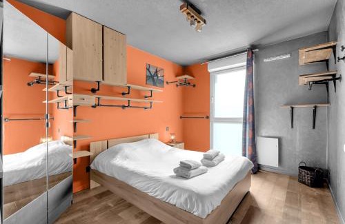 Patte d'Oie Apartment | Relaxing Retreat at L'Hippocrate with Inviting Terrace