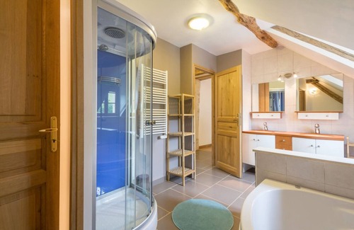 Lantilly House | Discover l'Hirondelle: Countryside Escape with Pool