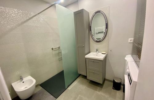 Nimes City Centre Apartment | Cozy L'historien Hotel with Balcony in Heart of Nîmes