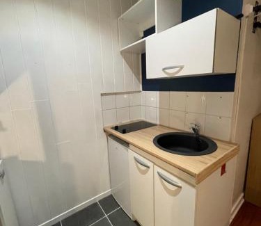 North district Apartment | Budget-Friendly Getaway at L’hiver de Mélusine