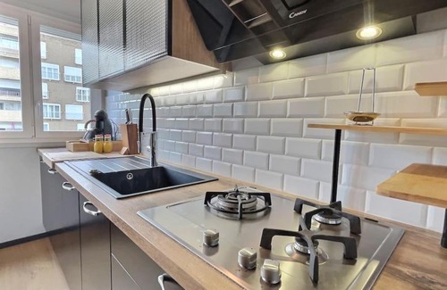 Flace Apartment | Relax at 'L'horizon' with Pet-Friendly Comfort & Dining