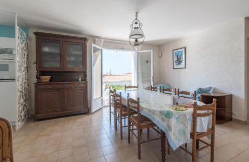 Prefailles House | Scenic Stay at Maison with Breathtaking Sea Views