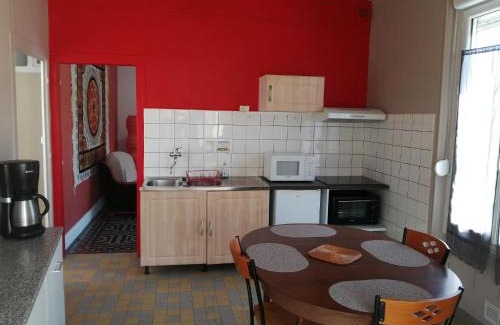 Conflans-sur-Seine House | Family-Friendly L Hote Saison with Great Guest Ratings