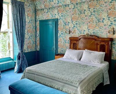 Mayenne Bed & Breakfast | Experience L'Hotel de Hercé Chambre d'Hote - 4 Star Stay