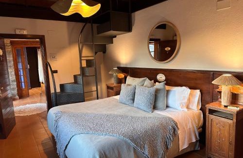 Estamariu Hotel | Discover Cal Teixidor: Pet-Friendly Retreat with Ocean Views