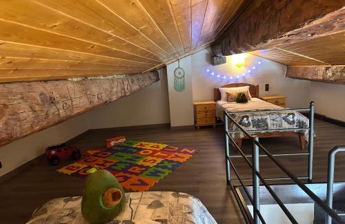 Estamariu Hotel | Discover Cal Teixidor: Pet-Friendly Retreat with Ocean Views