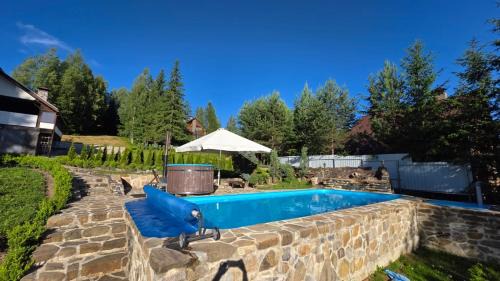Mykulychyn House | Oceanfront L-Khutir Cottage: Rated 9.6/10 with Pool