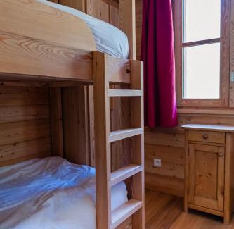 Villard-Reculas Ski Chalet | Discover l'Igloo: A Family-Friendly Retreat Awaits
