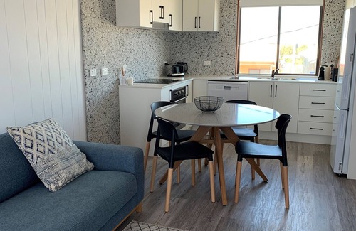 Moorowie House | Exceptional L'il Southshore: Oceanfront Family Getaway