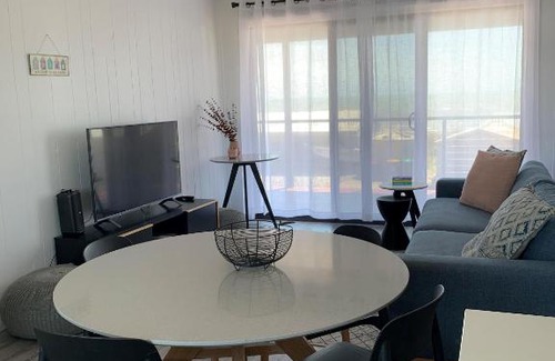 Moorowie House | Family-Friendly Retreat at L'il Southshore Hotel