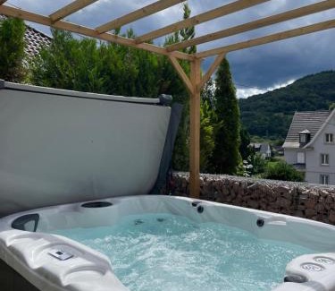 Munster Apartment | L'Impasse en Duo, appartement cosy 2 personnes avec SPA extérieur privé