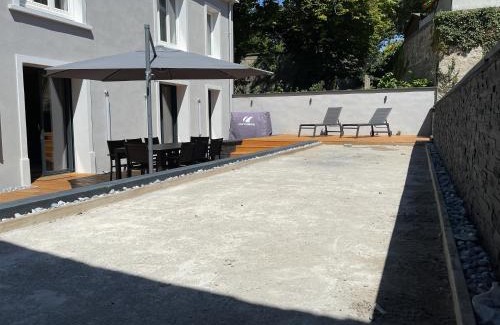 Ville Haute House | Discover "L'imprévue": Ideal for Families in the Old Town