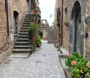 Civita di Bagnoregio Apartment | Experience L'Incanto di Civita: Guest Rated 9.6 with Breakfast