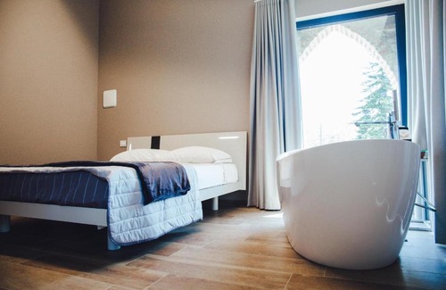 Castelvetro Piacentino House | Pet-Friendly Retreat at L’infinito Residence - Rated 8.7/10
