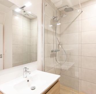 Saint-Roch - Badouillere - Chavanelle Apartment | Discover Family-Friendly Stays at L'Inizio - Résidence Hestia